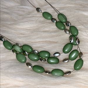 Triple string green necklace